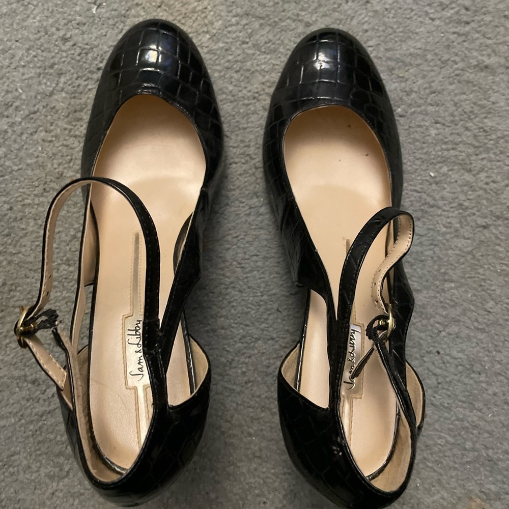 Sam & Libby Black Croc-Embossed Heels